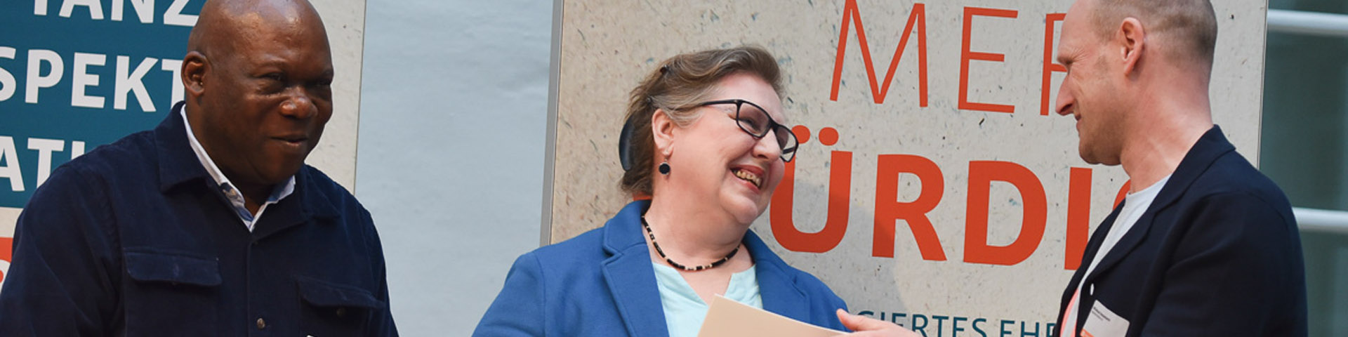 Foto: Aidshilfe NRW e.V. Symbolbild Ehrenamtspreis merk|würdig